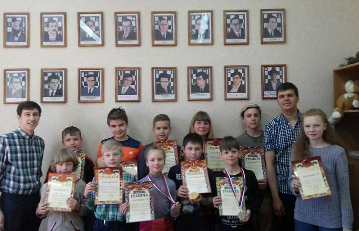 В «Роднике» состоялся шахматный турнир, посвященный Дню Победы"! 