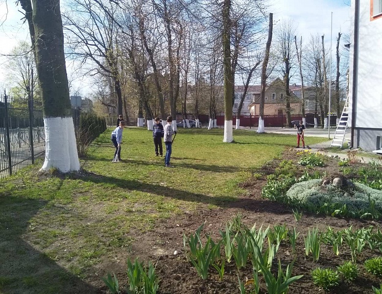 "Родник" был на общегородском субботнике