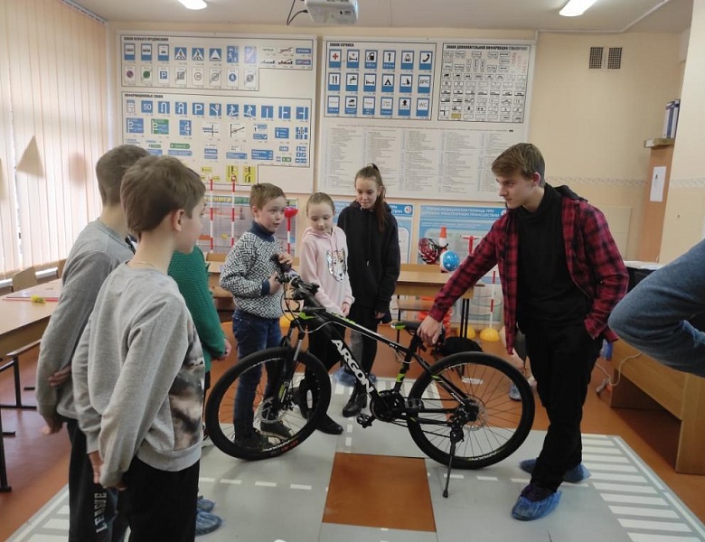 За безопасность движения: я - велосипедист