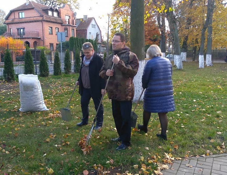 Субботник в «Роднике»