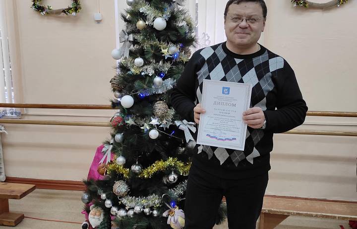 В декабре 2021 года состоялся традиционный фестиваль искусств педагогов и специалистов образовательных учреждений города Калининграда «Так зажигают звезды»