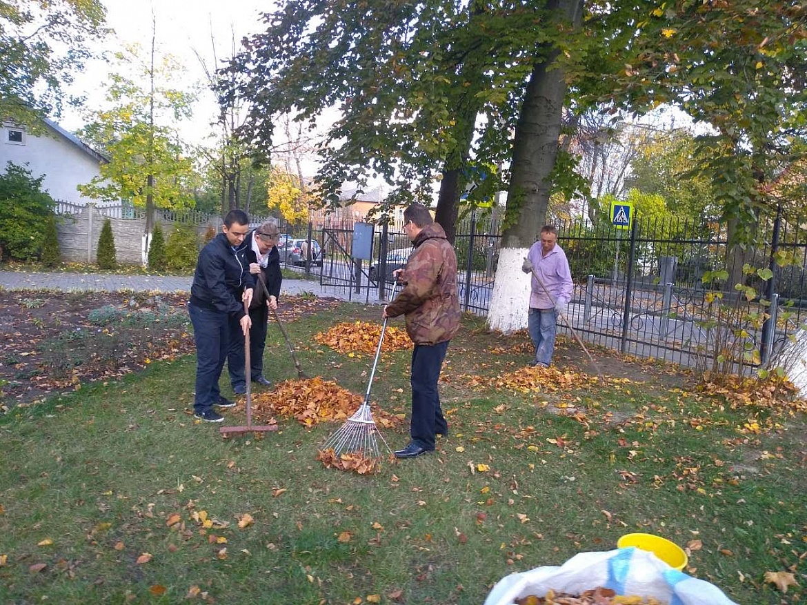 Субботник в «Роднике»