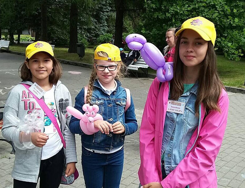 Научный эксперимент по изготовлению жвачки. Лагерь "РоботИкс"