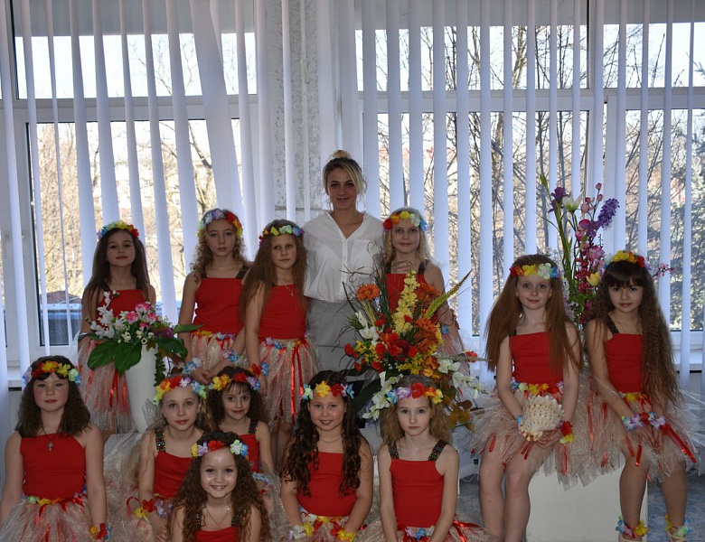 Хореографический дебют состоялся.