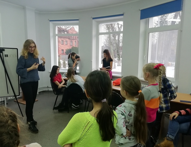 Проект "Дети - детям": мастер-класс по художественной фотографии 