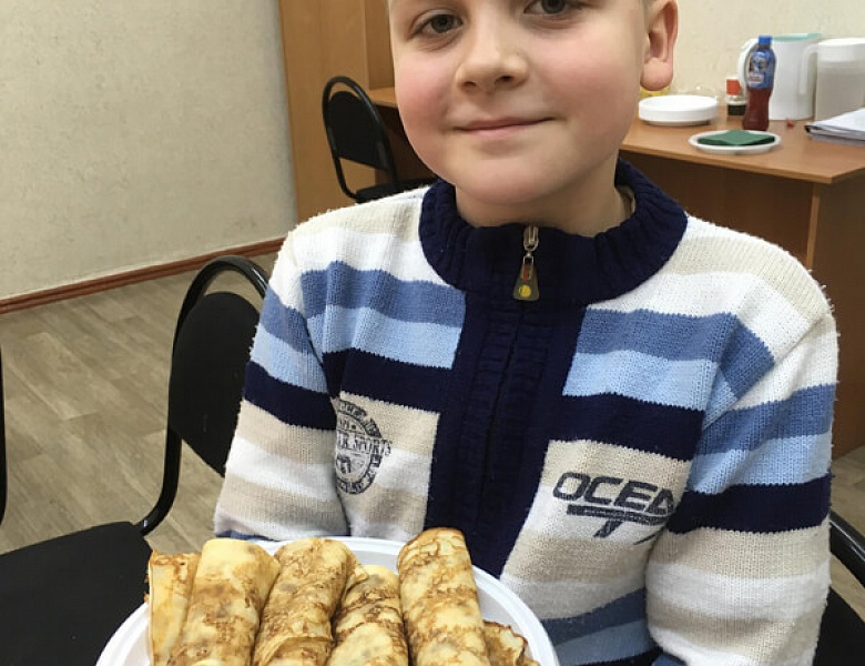 Широкая масленица может быть и в узкой, но дружелюбной компании!