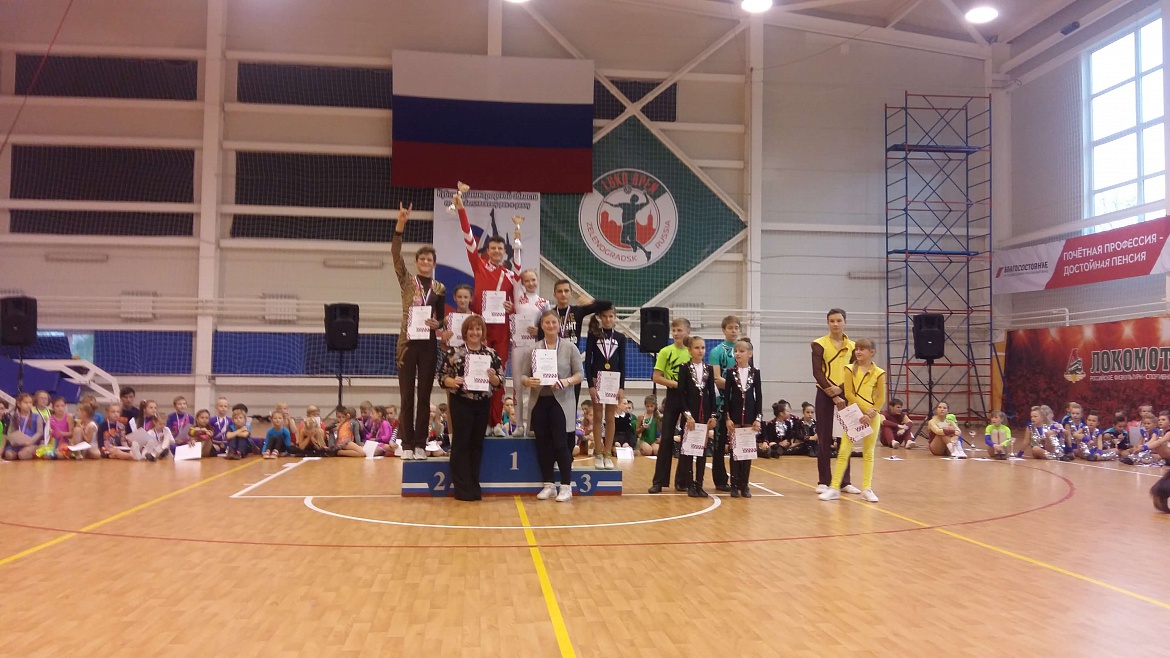 Акробатический рок-н-ролл