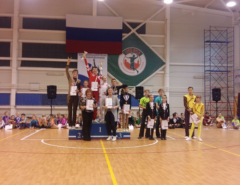 Акробатический рок-н-ролл