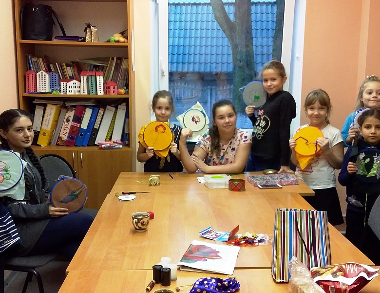 День вышивальщицы