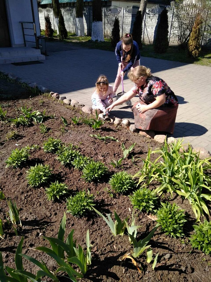 "Родник" был на общегородском субботнике