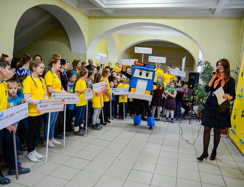 Подведены итоги городского чемпионата по робототехнике «Робоквест 2017»