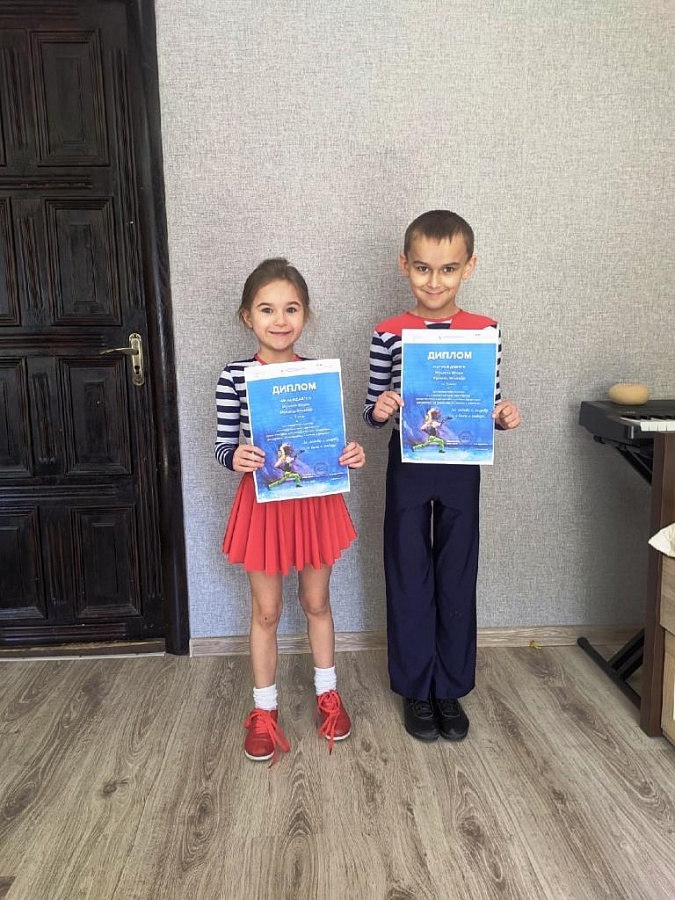 Дистанционный турнир по акробатическому рок-н-роллу