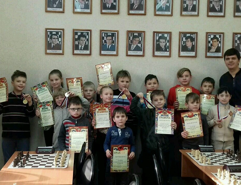 Турнир по шахматам