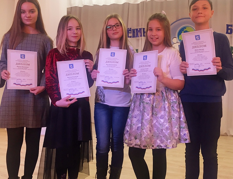 Самые одарённые дети учатся в ДДТ «Родник»!