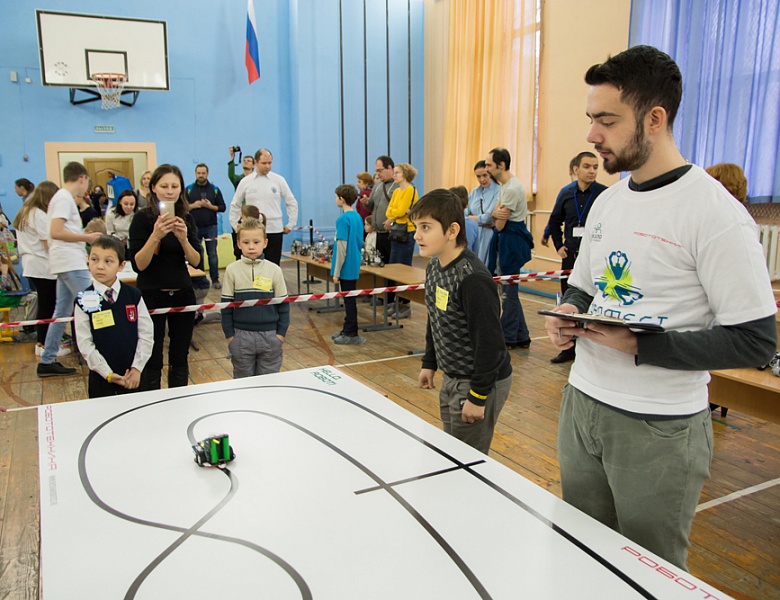 Подведены итоги городского чемпионата по робототехнике «Робоквест 2017»