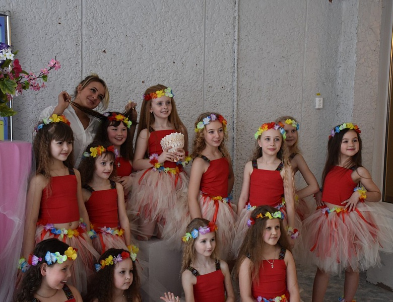 Хореографический дебют состоялся.